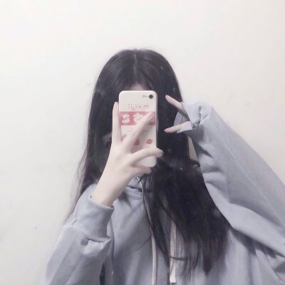 📱手机挡脸真人女生头像大集合来啦！ 女生头像 第23张