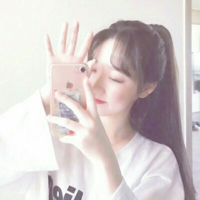 📱手机挡脸真人女生头像大集合来啦！ 女生头像 第17张
