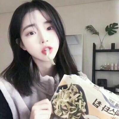 🔥2025超火爆真人女生抖音头像来袭 女生头像 第12张 🔥2025超火爆真人女生抖音头像来袭 女生头像 第12张