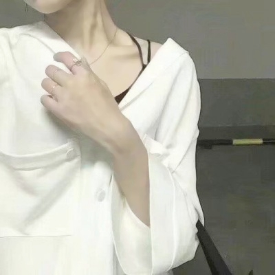 📸2025超火真人一左一右情侣微信头像来袭 情侣头像 第13张 📸2025超火真人一左一右情侣微信头像来袭 情侣头像 第13张