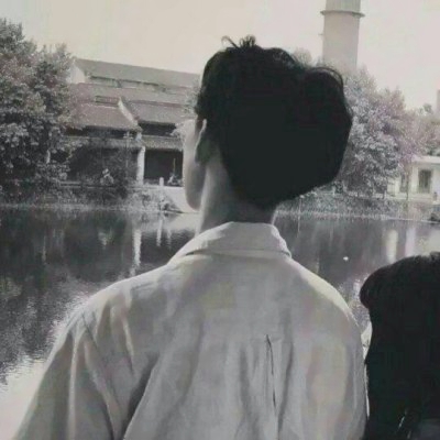 超酷黑白系一左一右情侣头像,个性拉满! 情侣头像 第14张 超酷黑白系一左一右情侣头像,个性拉满! 情侣头像 第14张