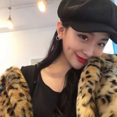 氛围感满满的真人美女微信头像大全✨ 女生头像 第25张