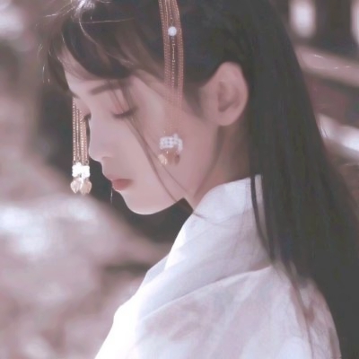 绝美!真人唯美古风女子头像来袭✨ 女生头像 第18张 绝美!真人唯美古风女子头像来袭✨ 女生头像 第18张