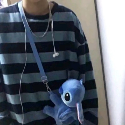 超酷!不露脸的真人潮流男生部位头像 男生头像 第25张 超酷!不露脸的真人潮流男生部位头像 男生头像 第25张