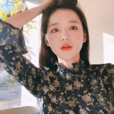 氛围感满满的真人美女微信头像大全✨ 女生头像 第27张