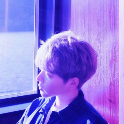 紫色系真人男生头像,氛围感直接拉满💜 男生头像 第4张 紫色系真人男生头像,氛围感直接拉满💜 男生头像 第4张