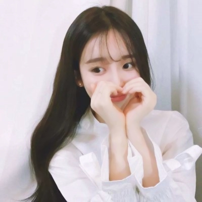 氛围感满满的真人美女微信头像大全✨ 女生头像 第31张