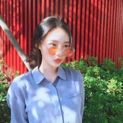 氛围感满满的真人美女微信头像大全✨ 女生头像 第32张