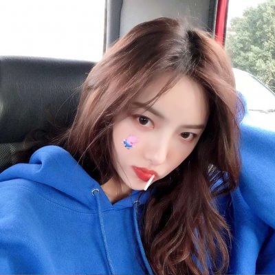 氛围感满满的真人美女微信头像大全✨ 女生头像 第15张