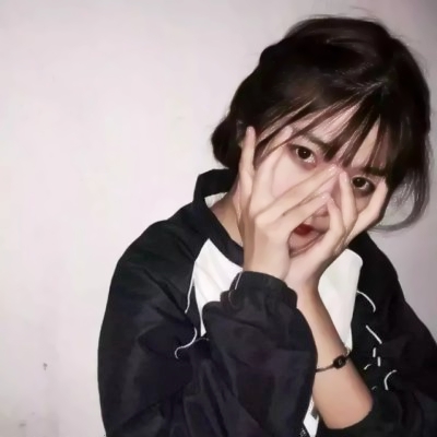 氛围感满满的真人美女微信头像大全✨ 女生头像 第13张