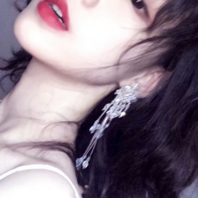 港风潮流真人女生头像,谁能拒绝😍 女生头像 第22张 港风潮流真人女生头像,谁能拒绝😍 女生头像 第22张