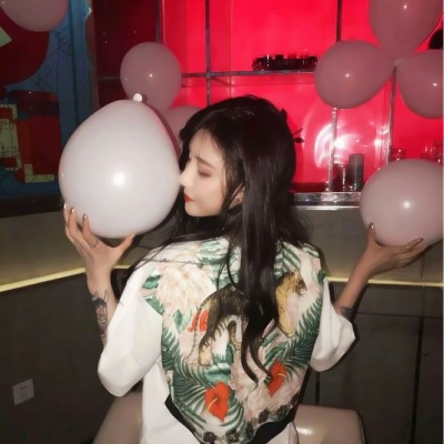 超A预警❗真人酷拽女生头像来袭 女生头像 第21张 超A预警❗真人酷拽女生头像来袭 女生头像 第21张