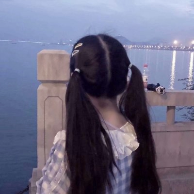 真人女生个性背影头像来袭✨ 女生头像 第13张 真人女生个性背影头像来袭✨ 女生头像 第13张