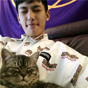 超萌带猫情侣头像来袭🐱一左一右超有默契 情侣头像 第10张 超萌带猫情侣头像来袭🐱一左一右超有默契 情侣头像 第10张