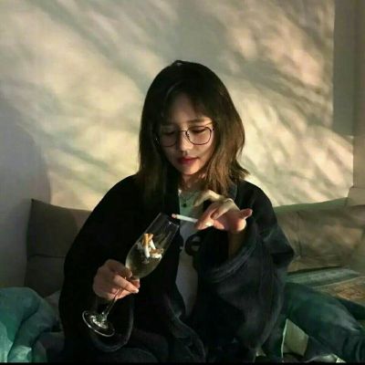 👭超绝!真人闺蜜头像一人一张高清来袭 友情头像 第11张 👭超绝!真人闺蜜头像一人一张高清来袭 友情头像 第11张