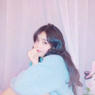 氛围感满满的真人美女微信头像大全✨ 女生头像 第21张