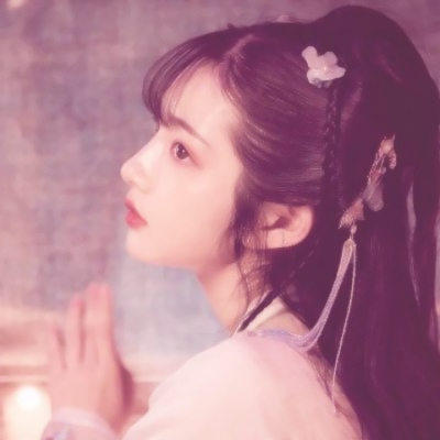 绝美!真人唯美古风女子头像来袭✨ 女生头像 第1张 绝美!真人唯美古风女子头像来袭✨ 女生头像 第1张