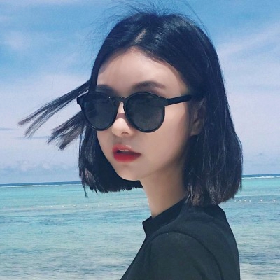 酷飒!戴眼镜个性高冷气质女生头像来袭 👓 女生头像 第8张 酷飒!戴眼镜个性高冷气质女生头像来袭 👓 女生头像 第8张