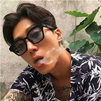 酷到炸!纹身霸气男人抽烟头像来袭 男生头像 第2张 酷到炸!纹身霸气男人抽烟头像来袭 男生头像 第2张