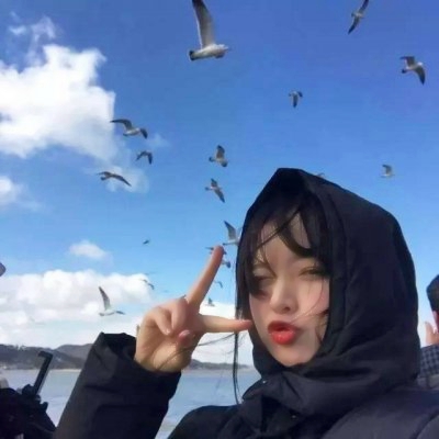 氛围感满满的真人美女微信头像大全✨ 女生头像 第36张