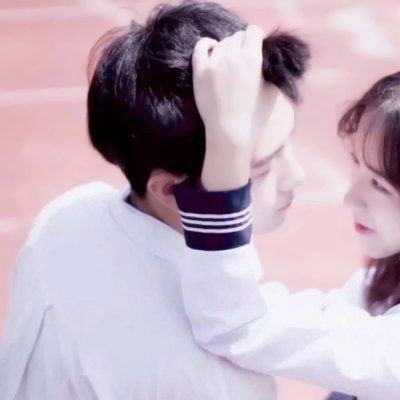 💕超绝!真人唯美一对两张情侣头像来袭 情侣头像 第33张 💕超绝!真人唯美一对两张情侣头像来袭 情侣头像 第33张