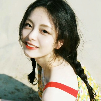 港风潮流真人女生头像,谁能拒绝😍 女生头像 第24张 港风潮流真人女生头像,谁能拒绝😍 女生头像 第24张