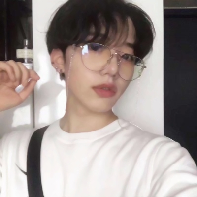 真人男生酷酷的头像大集合✨ 男生头像 第13张 真人男生酷酷的头像大集合✨ 男生头像 第13张