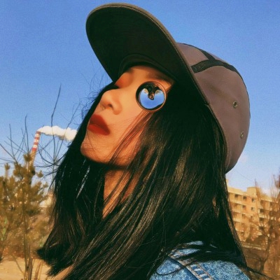 原宿风女生真人酷飒头像来袭✨ 女生头像 第22张 原宿风女生真人酷飒头像来袭✨ 女生头像 第22张
