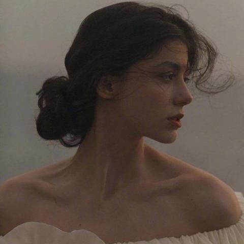 女生必看 | 超绝伤感头像来袭🥀 女生头像 第13张 女生必看 | 超绝伤感头像来袭🥀 女生头像 第13张