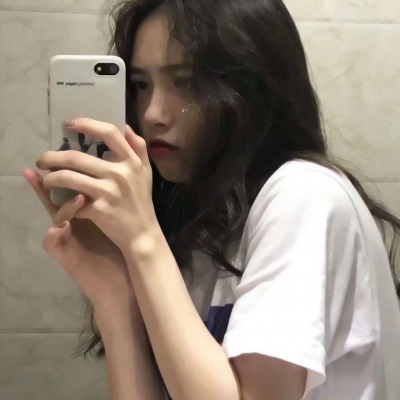 时尚感拉满的真人头像女✨ 女生头像 第25张 时尚感拉满的真人头像女✨ 女生头像 第25张