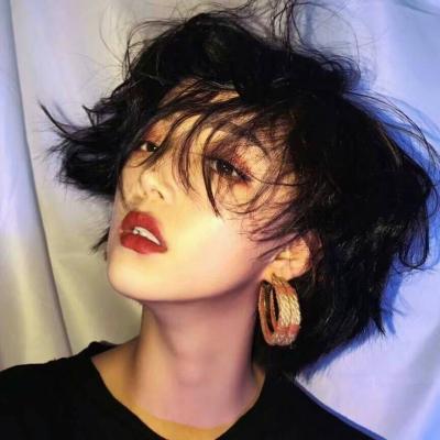 酷酷的照片女生头像,酷飒感拉满✨ 女生头像 第11张 酷酷的照片女生头像,酷飒感拉满✨ 女生头像 第11张