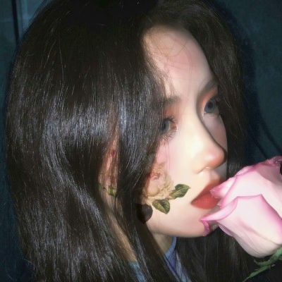 超酷的真人潮流女生头像✨ 女生头像 第25张