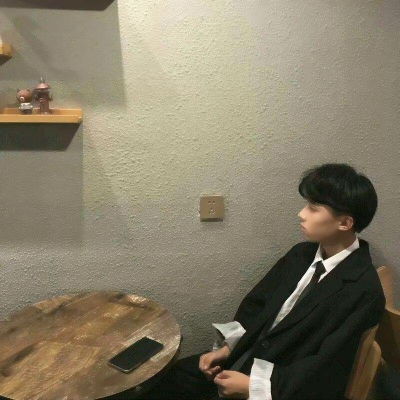 酷帅来袭!真人高清高冷男生头像大全✨ 男生头像 第10张 酷帅来袭!真人高清高冷男生头像大全✨ 男生头像 第10张