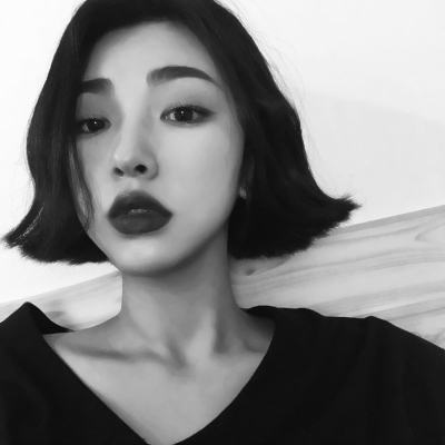 黑白高冷真人女生头像来袭✨ 女生头像 第33张 黑白高冷真人女生头像来袭✨ 女生头像 第33张