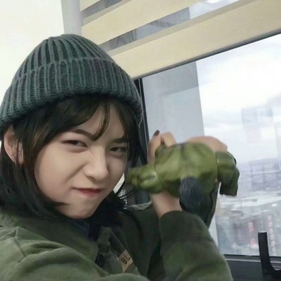 时尚感拉满的真人头像女✨ 女生头像 第22张 时尚感拉满的真人头像女✨ 女生头像 第22张