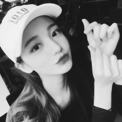 黑白高冷真人女生头像来袭✨ 女生头像 第9张 黑白高冷真人女生头像来袭✨ 女生头像 第9张