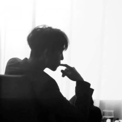 超绝!真人黑白男生头像来袭✨ 男生头像 第12张 超绝!真人黑白男生头像来袭✨ 男生头像 第12张