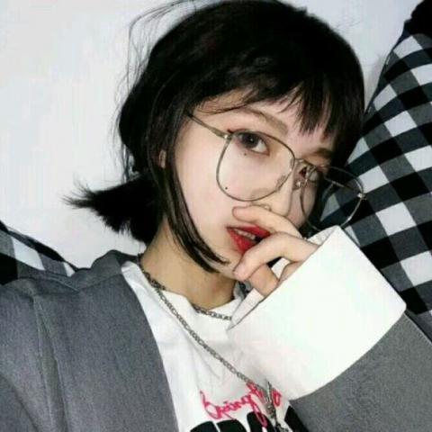 超A霸气!拽姐必备微信头像来袭 女生头像 第4张 超A霸气!拽姐必备微信头像来袭 女生头像 第4张