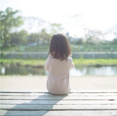 微信背影头像女生唯美，每一张都充满了故事感 女生头像 第10张