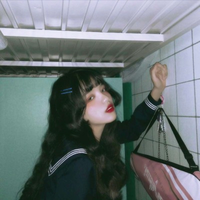 原宿风女生真人酷飒头像来袭✨ 女生头像 第4张 原宿风女生真人酷飒头像来袭✨ 女生头像 第4张