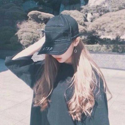 酷酷的照片女生头像,酷飒感拉满✨ 女生头像 第2张 酷酷的照片女生头像,酷飒感拉满✨ 女生头像 第2张