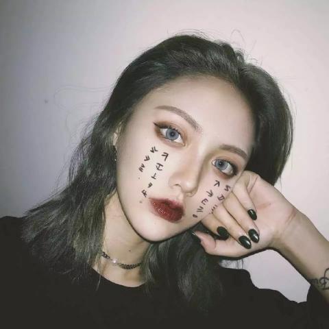 超A霸气!拽姐必备微信头像来袭 女生头像 第2张 超A霸气!拽姐必备微信头像来袭 女生头像 第2张