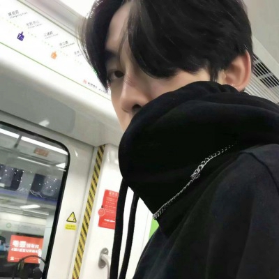 被帅晕！这些网图男生高清头像绝了 男生头像 第18张
