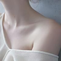 绝美露锁骨不露脸真人女生头像来袭💃 女生头像 第6张 绝美露锁骨不露脸真人女生头像来袭💃 女生头像 第6张