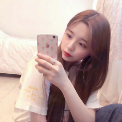 绝美网红照片女生头像来袭✨ 女生头像 第34张 绝美网红照片女生头像来袭✨ 女生头像 第34张