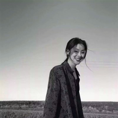 被冷艳拿捏!高清黑白性感女头来袭✨ 女生头像 第8张 被冷艳拿捏!高清黑白性感女头来袭✨ 女生头像 第8张