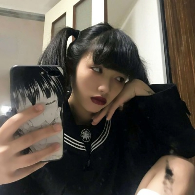 原宿风女生真人酷飒头像来袭✨ 女生头像 第15张 原宿风女生真人酷飒头像来袭✨ 女生头像 第15张