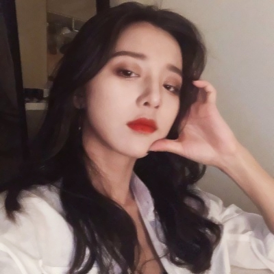 🔥真人时尚个性女头像来袭  女生头像 第1张