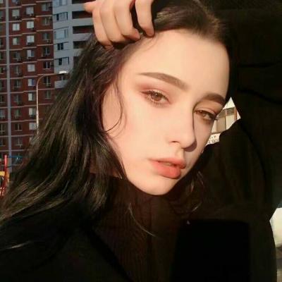 酷酷的照片女生头像,酷飒感拉满✨ 女生头像 第10张 酷酷的照片女生头像,酷飒感拉满✨ 女生头像 第10张