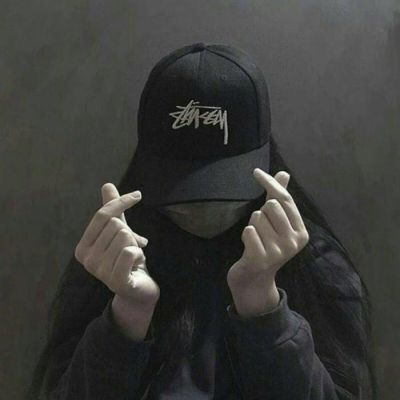 酷酷的照片女生头像,酷飒感拉满✨ 女生头像 第1张 酷酷的照片女生头像,酷飒感拉满✨ 女生头像 第1张
